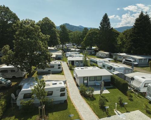 Seasoncamper Allee